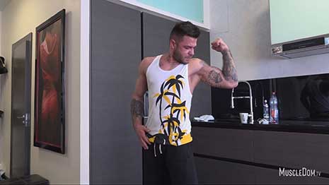 Vlad with another muscle stud, but ends up being the bottom bitch! I like to go somewhere warm when winter arrives. I hate cold weather.