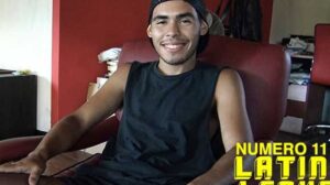 The camera Numero 11 man went out again looking for fun, only to come across a familiar face! The two talked and the guy said he’d gotten a taste for cock and wanted more. How great!