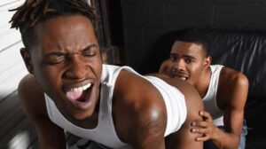 Marii Millz with another muscle stud, but ends up being the bottom bitch! I like to go somewhere warm when winter arrives. I hate cold weather.