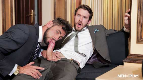 Sometimes the biggest mistakes can turn into the best opportunities! The two young executives (Massimo Piano and Philip Zyos) arrive punctually for business lectures on a marketing course but...