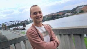 I noticed a guy staring at the river, so I turned on my Czech Hunter 643 camera and pretended to be a tourist. It worked fine because Dusan was in Prague on a trip.