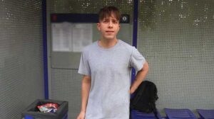 This trip was quite an adventure. I met a student Czech Hunter 652 waiting for a train in the middle of nowhere. His plan was to go swimming in a nearby quarry.