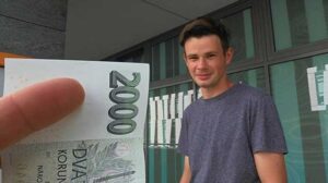 It's not easy to park in Prague. Your best Czech Hunter 663 chance is a paid parking lot and even then, things can get complicated.