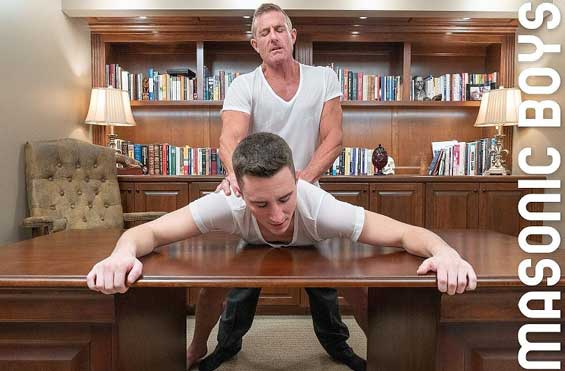 "Do you like men?" I know you shouldn't lie, and I know it's not terribly smart to lie to an imposing figure like Master Figata. Still, when he asked if I did or did not like men, I reflexively told him I didn't.