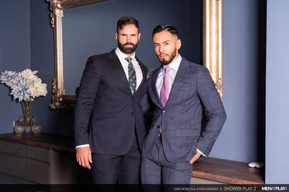 Shower sex can be a pretty steamy experience. But, pulling your suited boyfriend in for some shower sex play is how you do it on Menatplay!