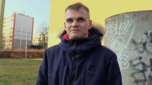 This warm, sunny morning was exactly what I needed. I picked up my Czech Hunter 688 camera and went out roaming the streets. I was hoping to find someone who would help me empty my balls.