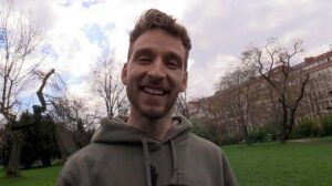 Walking around the city I noticed Czech Hunter 695 some gardeners maintaining a park. I went to check them out and one of them looked cute, so I started a little chat.