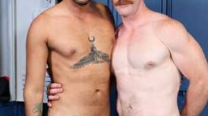 King Cuba with another muscle stud, but ends up being the bottom bitch! I like to go somewhere warm when winter arrives. I hate cold weather.