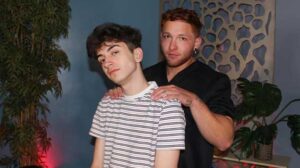 Donovin’s phone keeps buzzing, even when he’s laying on the massage table for Jeremiah to work his magic on his back. It seems he has a new dating app that isn’t working for him