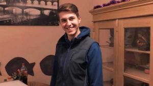 This day didn't start very well. A postman Czech Hunter 713 paid us a visit but strictly refused to do anything naughty. We had a long and boring afternoon ahead of us.