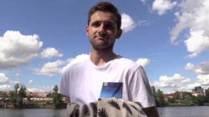 Today I was hunting on a small Czech Hunter 715 island in the middle of the Vltava river. The weather was nice, so I hoped to meet cuties enjoying the sun. Soon I noticed this dude waiting for a ferry.