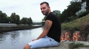 I could feel my Czech Hunter 719 balls getting a bit too full so I went out for a little walk. While strolling along the river, I noticed a dude sitting on the bank, looking all depressed.