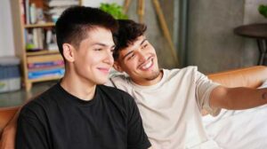 What’s up, SayUncle fans? It’s time to get experimental with a new Labs update! This time, we’re playing with a super easy-to-understand concept.