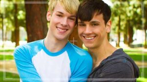 The Helix Real Cam takes you inside the love life of sexy Southern boyfriends Zac & Scotty. From the humble beginnings of their relationship meeting at McDonald's to the prank Zac pulled on