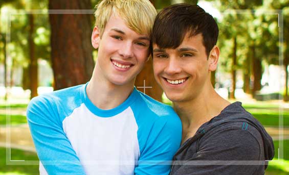 The Helix Real Cam takes you inside the love life of sexy Southern boyfriends Zac & Scotty. From the humble beginnings of their relationship meeting at McDonald's to the prank Zac pulled on