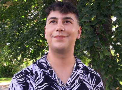 It's difficult to make Czech Hunter 812 women happy. This poor dude would definitely agree. When I met him, he was visibly shaken by the fight he had with his girlfriend.