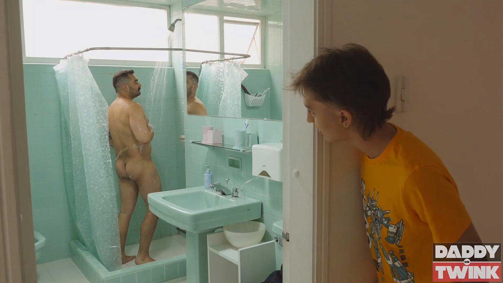 Jeremy Salvatore another muscle stud, but ends up being the bottom bitch! I like to go somewhere warm when winter arrives. I hate cold weather.